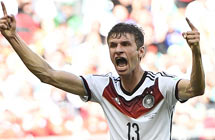 Mueller fires German 4-0 rout of Portugal