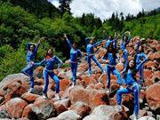 Chinese women's fitness team takes training in Bipenggou scenic zone