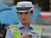 Photos of beautiful traffic policewoman go viral online