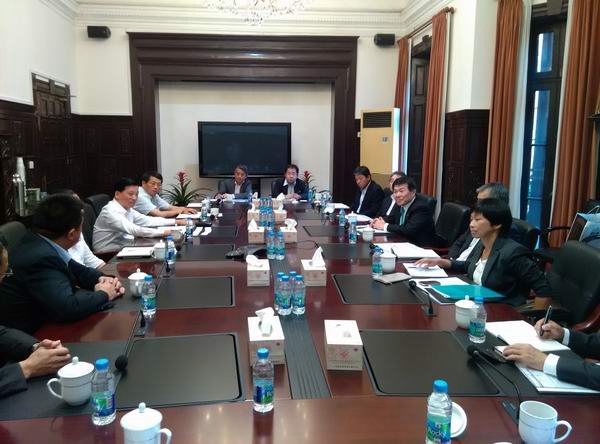 Chairman Lv Yongjie meets with a delegation headed by the Chairman of Mitsui & Co., Ltd.