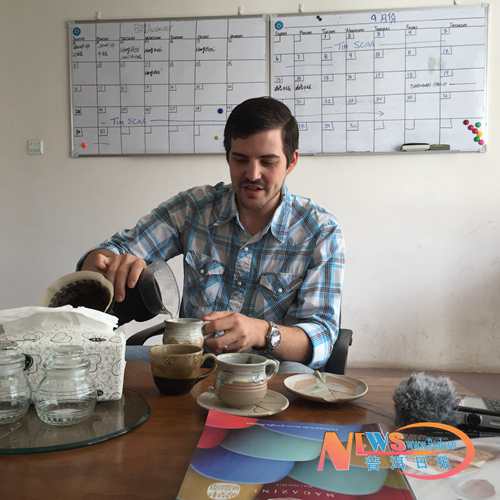A Story of an American and Pu’er Coffee