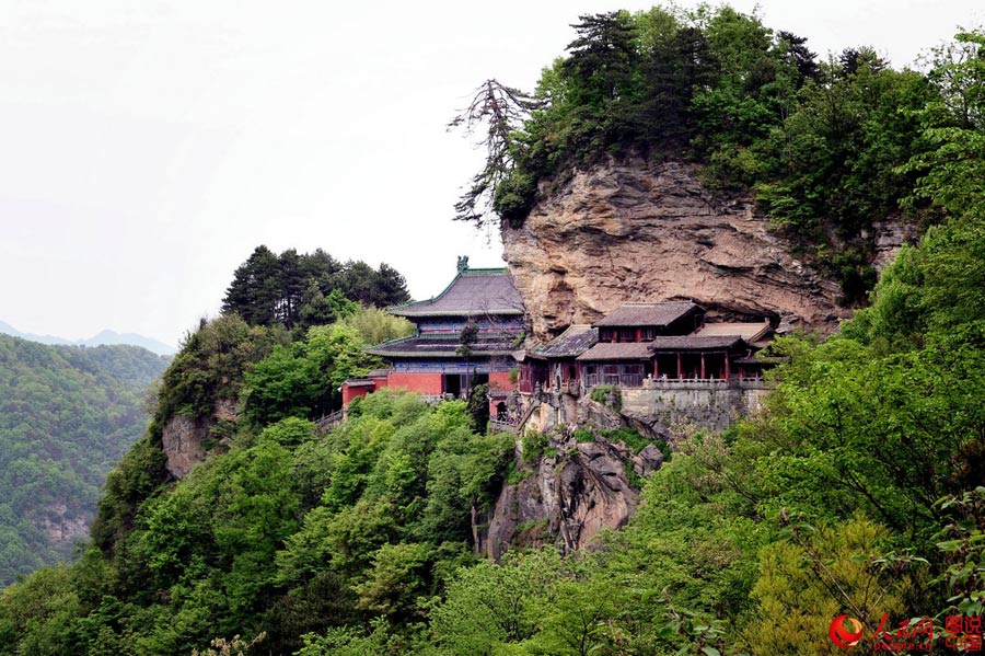 A spiritual tour in Wudang Mountain