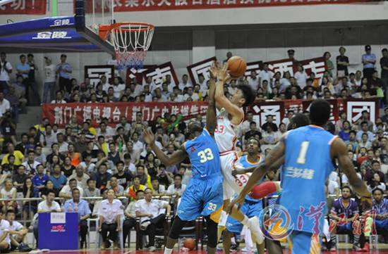 Sino-US International Men’s Basketball Invitation Tournament Was Held in Xiangyang