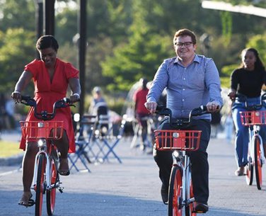 China's Mobike launches bike-sharing service in Washington D.C.