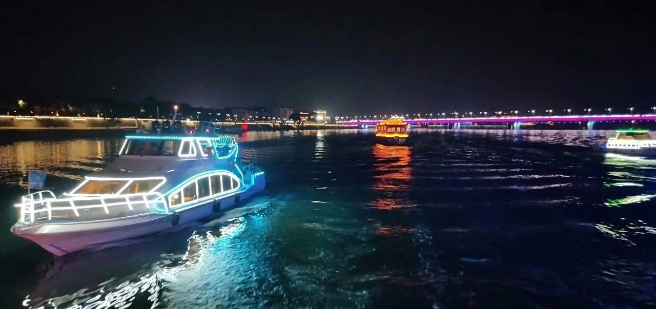 Gorgeous! Xiangyang's cruises on Han River