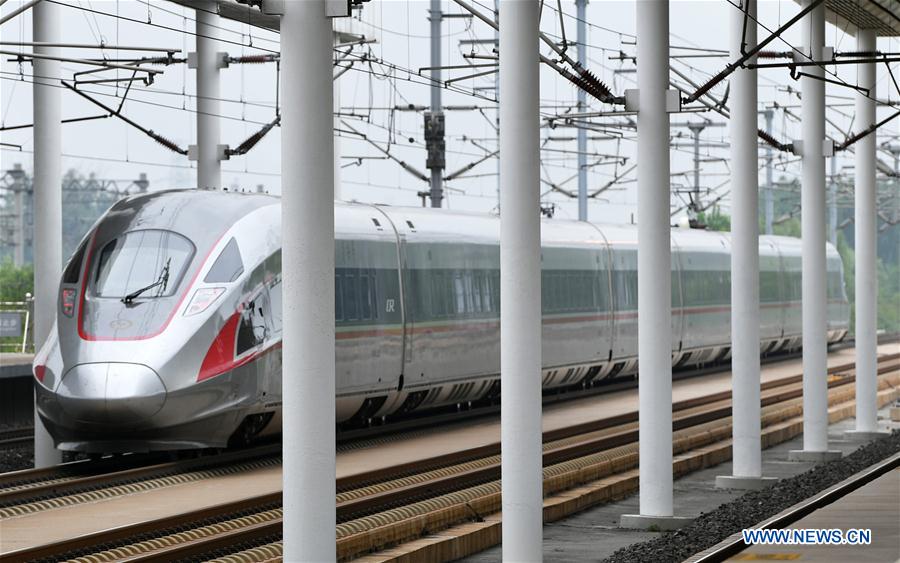 Length of high-speed railway lines in China increases to 25,000 km in 10 years