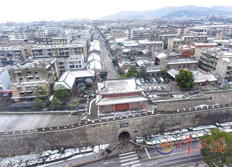 Snow scene of Xiangyang Ancient City