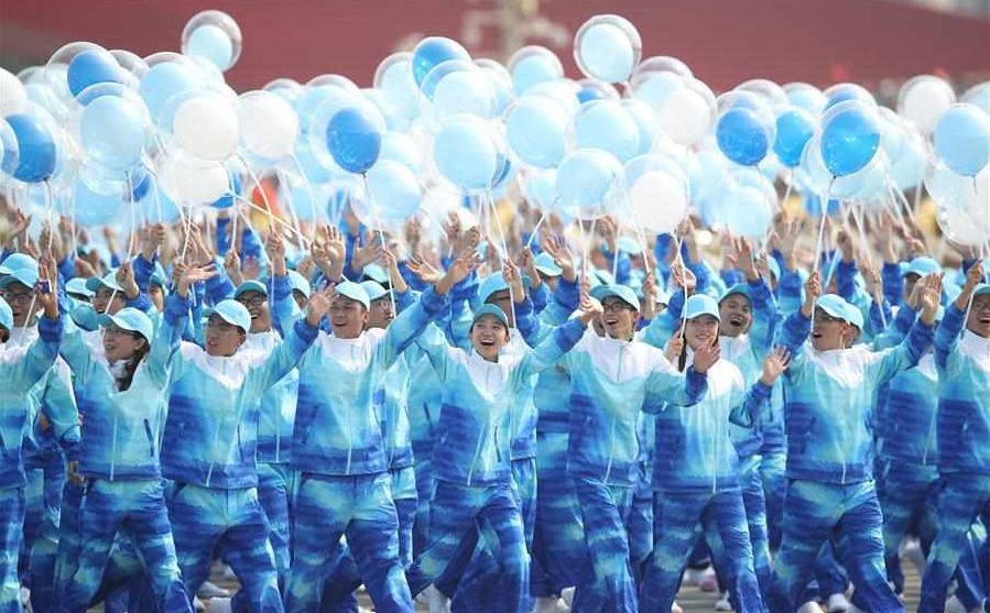 In pics: mass pageantry held on Tian'anmen Square