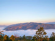 Breathtaking sea of clouds over Jingmai Mountain in Yunnan