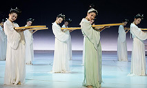Beijing theatre offers 18 consecutive shows “Poetic dance: The Journey of a Legendary Landscape Painting”