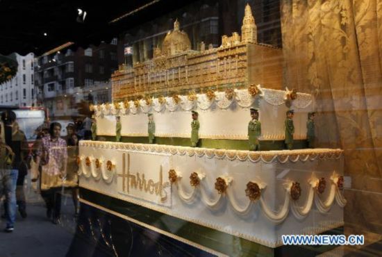 London 39s famous luxury store displays exquisite wedding cakes 