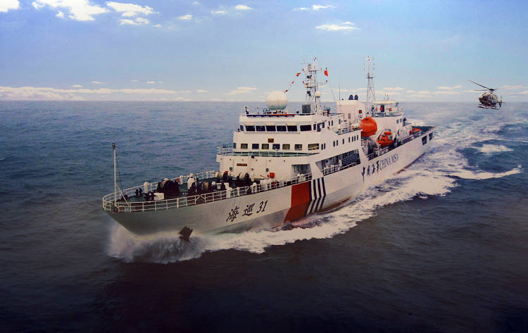 China's marine patrol ship Haixun 31 (People's Daily Online/Jiang Jianhua)