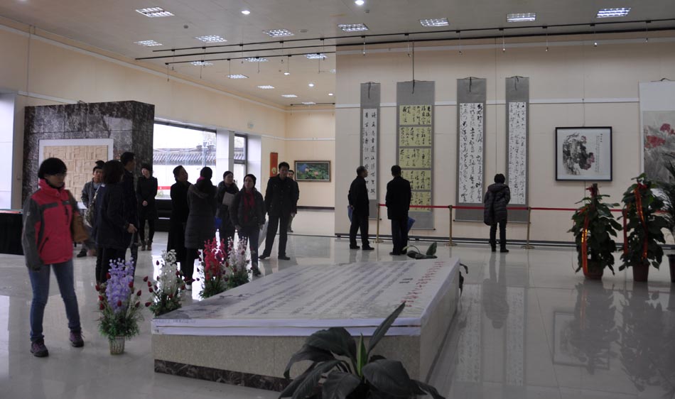 On November 4, journalists visit Bazhou city, Hebei province.It’s the second tour organized for journalists by the Press Center of the 18th National Congress of the Communist Party of China (CPC).  (People’s Daily Online/Yan Meng)