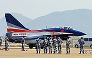J-10 jet fighters arrive at Zhuhai for Air Show