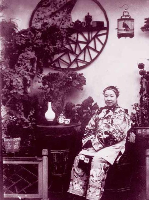 Shanghai women in 1912 (Photo/GMW.cn)