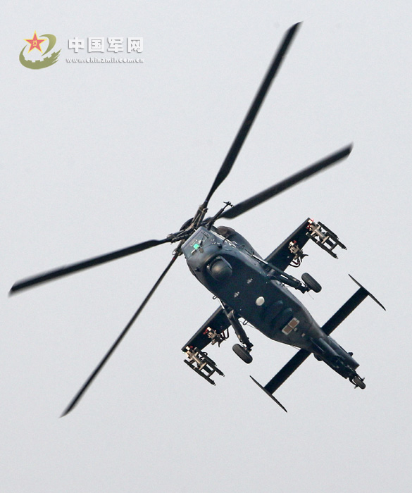 China's independently-developed WZ-10 armed helicopter debuted at the 9th China International Aviation & Aerospace Exhibition in Zhuhai, south China's Guangdong province on November 13, 2012, and showed its good performance in the demonstration. (chinamil.com.cn/Qiao Tianfu)