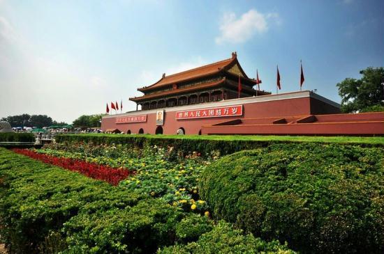 Beijing’s central axis, which passes through a myriad of ancient buildings and traditional hutongs, is one of the two items in Beijing to be listed as a candidate. (CNTV)