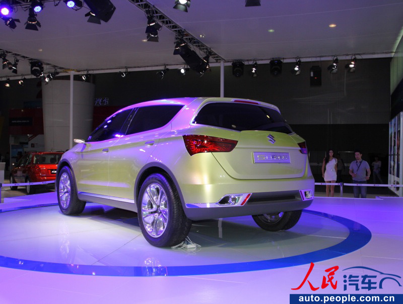 Suzuki Motor concept car at Guangzhou Auto Exhibition (2)