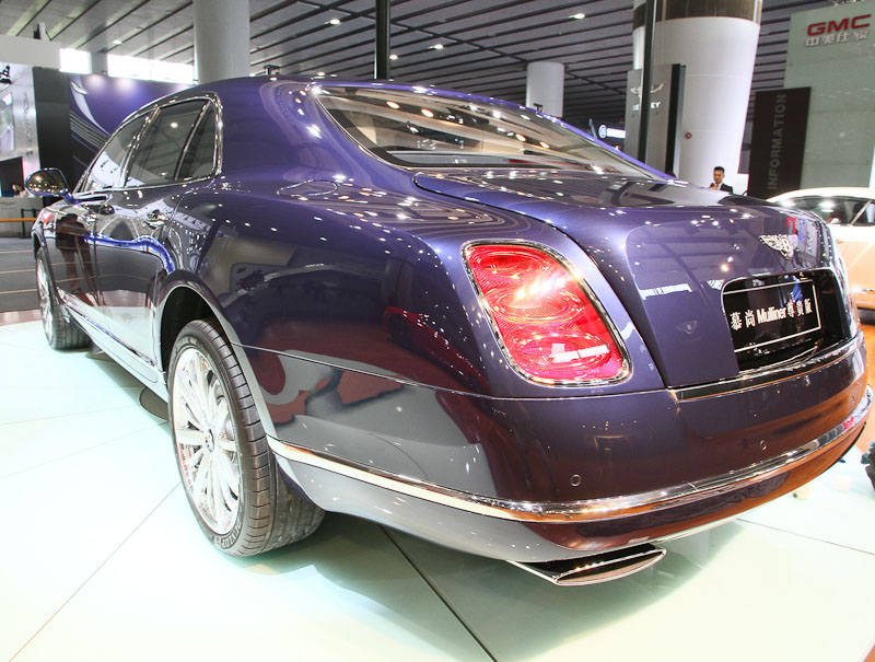 Luxurious Bentley Mulsanne Mulliner (10)