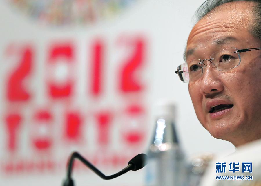 Jim Yong, the 12th President of the World Bank, attends the news conference in Tokyo, Japan, Oct. 11, 2012. The Korean-American physician and anthropologist has been elected as the President of the World Bank since July 1, 2012 to replace Robert Zoellick. (Xinhua/AP)