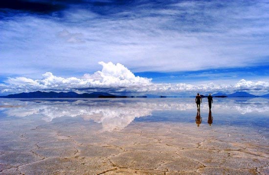 Uyuni salt flats, Bolivia (Photo Source: forum.home.news.cn)