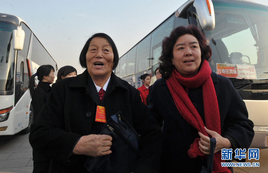 Shen Jilan, 84, at the opening ceremony of the first session of the 12th National People's Congress on March 5, 2013. Shen has attended all the 12 sessions of the NPC. (Photo/Xinhua)