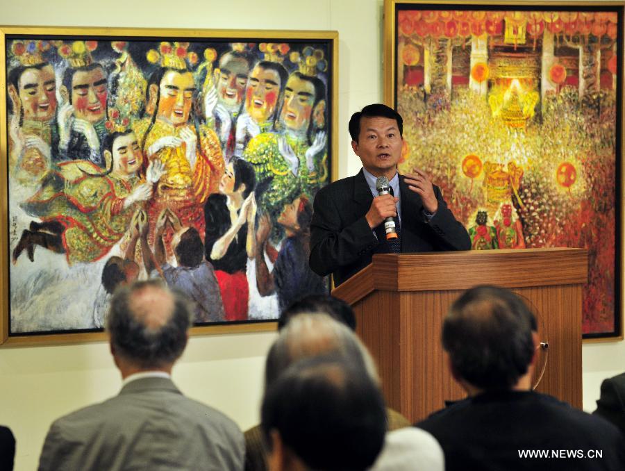 Wang Fu-lin, director-general of Taipei's Sun Yat-sen Memorial Hall, addresses the inauguration ceremony of a painting exhibition in Taipei, southeast China's Taiwan, March 12, 2013. The exhibition, inaugurated Tuesday in Taipei, displays 66 paintings created by 33 artists. The event will last untill March 27. (Xinhua/Wu Ching-teng)
