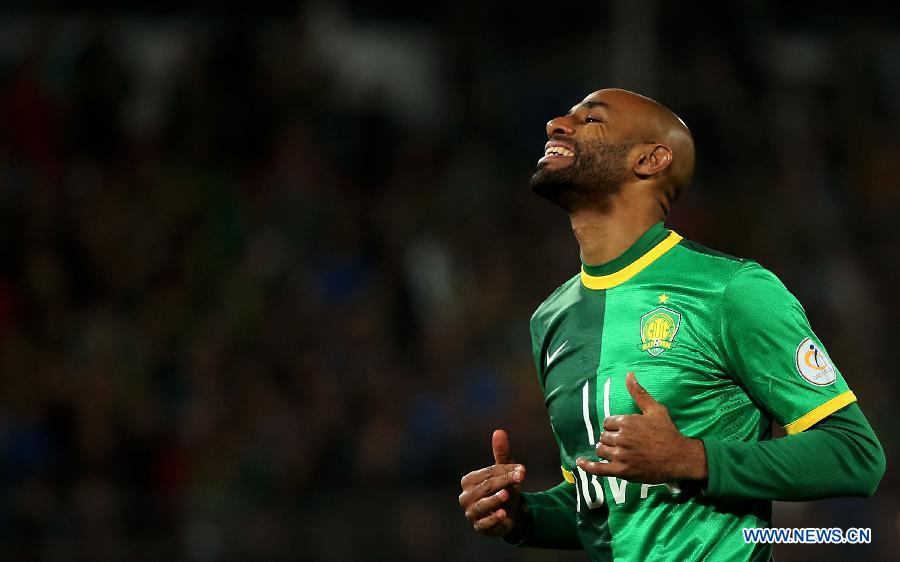 Oumar Kanoute of Beijing Guoan reacts during their AFC Champions League Group G match against Bunyodkor in Beijing, China, April 10, 2013. (Xinhua/Guo Yong)