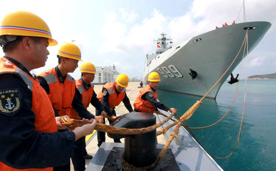 Ships of South China Sea Fleet joint mobile ship formation return to home port