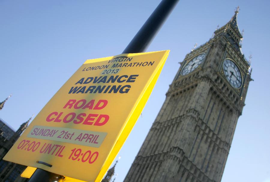 A road close warning sign is seen in central London, capital of Britain, on April 20, 2013. London's Metropolitan Police have reinforced security for the competition scheduled for April 21, in the wake of the Boston Marathon bombings. (Xinhua/Gautam) 