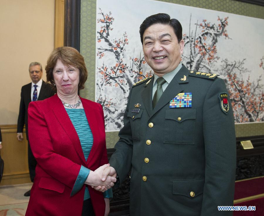 Chinese State Councilor and Defense Minister Chang Wanquan (R) meets with European Union (EU) High Representative for Foreign Affairs and Security Policy Catherine Ashton in Beijing, capital of China, April 27, 2013. (Xinhua/Wang Ye) 