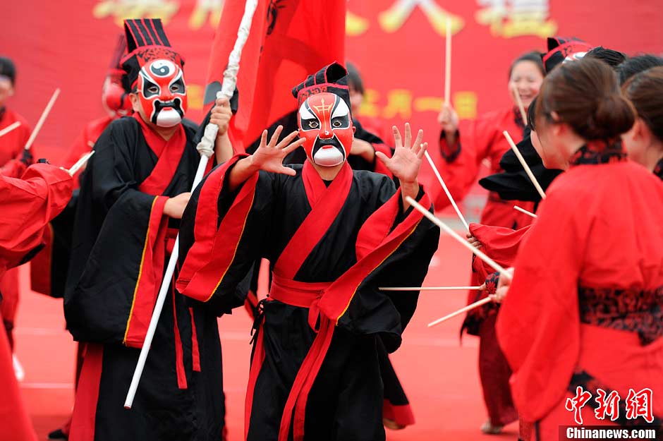 The ritual of exorcise after the ceremony.(CNS/Zhang Yuan)