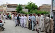 Pakistanis begin to vote in one-day general election 