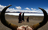 Scenery around Lake Nam Co in SW China's Tibet