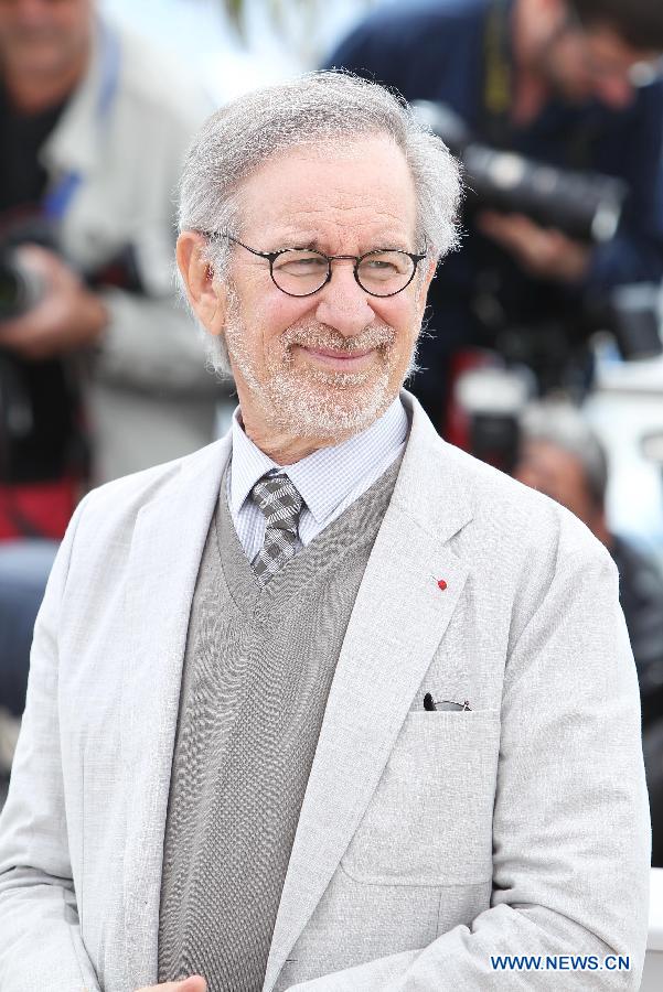 President of the Jury, U.S. director Steven Spielberg poses during the photocall of the Jury at the 66th annual Cannes Film Festival in Cannes, France, May 15, 2013. (Xinhua/Gao Jing) 