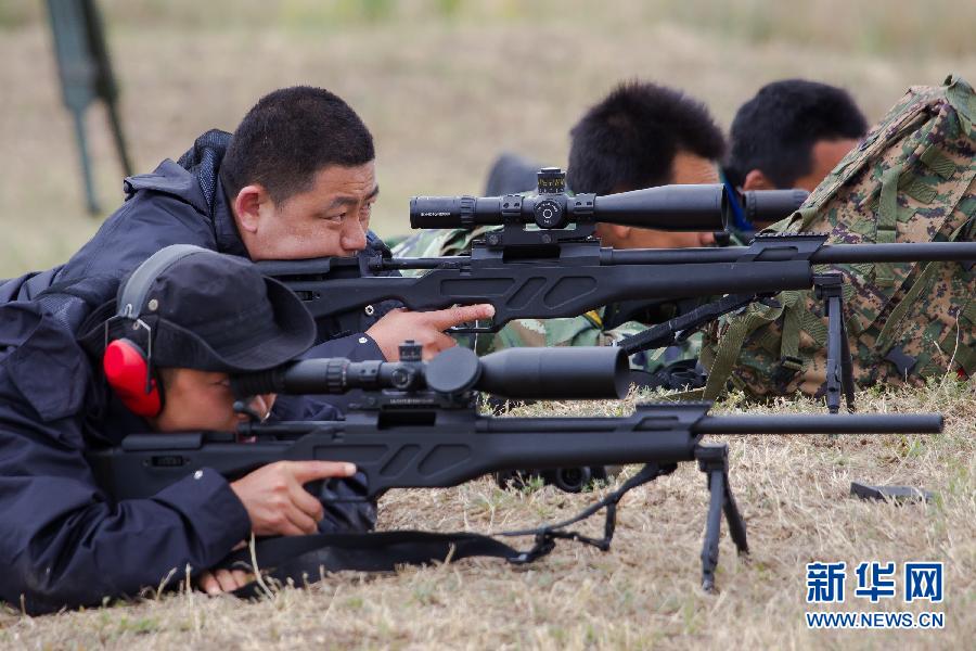 Police and Military Sniper World Cup 2013 in Hungary (Xinhua Photo) 
