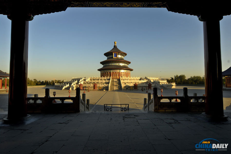 The Hall of Prayer for Good Harvests is the main building of the Temple of Heaven. As its name suggests, it is where emperors of Ming and Qing dynasty prayed for harvests. (Chinadaily.com.cn/Jia Yue)