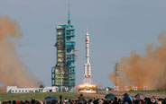 In pictures: Shenzhou-10 spacecraft blasts off
