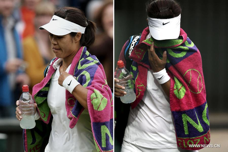 This combo photo shows Li Na of China reacts as she leaves the court after the quarterfinal of women's singles against Agnieszka Radwanska of Poland on day 8 of the Wimbledon Lawn Tennis Championships at the All England Lawn Tennis and Croquet Club in London, Britain on July 2, 2013. Li Na lost 1-2. (Xinhua/Yin Gang) 