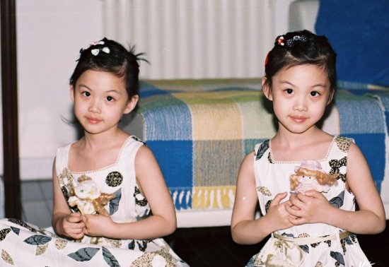 Li Yifei and Li Angrong, nicknamed Guoguo and Duoduo, were born in China’s Shandong Province on June 11, 2003. They have staged on TV shows with many Chinese superstars. (Photo/ zjol.com.cn)