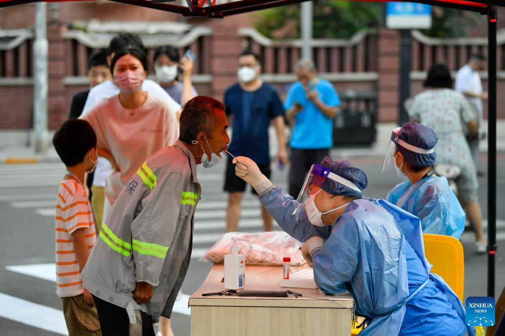 Chinese mainland reports 98 new local confirmed COVID-19 cases